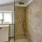 3 Bedroom In شقة *
