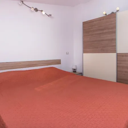 Appartamento 3 Bedroom In *