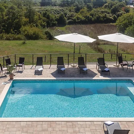 Appartamento 3 Bedroom In *